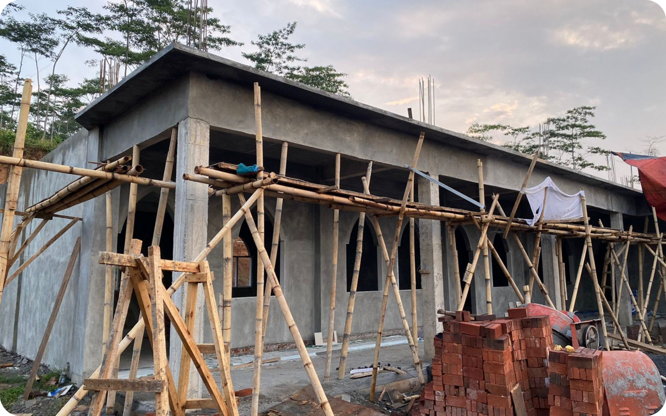  Gedung Kelas Baru Untuk Santri 